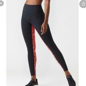 NWT Glyder Black Inside Out Leopard Print Leggings XS